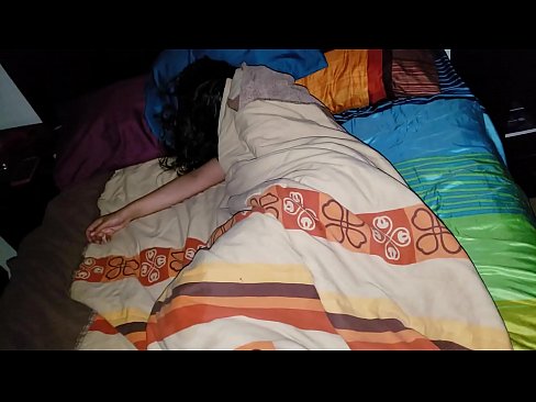 ❤️ 继子在年轻的继母睡觉时责骂她 ☑ Sex video﹏﹏